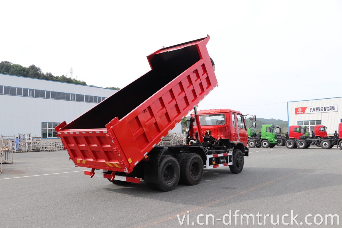 6×4 dump truck (4)